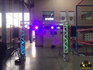 Kit iluminaçao boate 2 dois - locação em Belo Horizonte